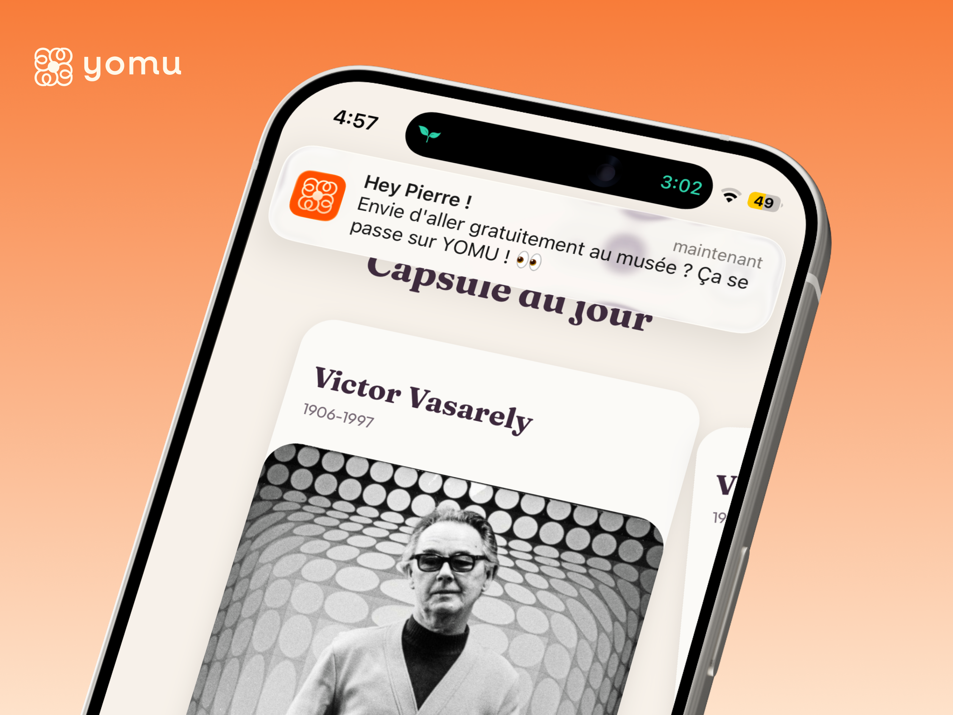 User playing the YOMU quiz on a smartphone before visiting a museum